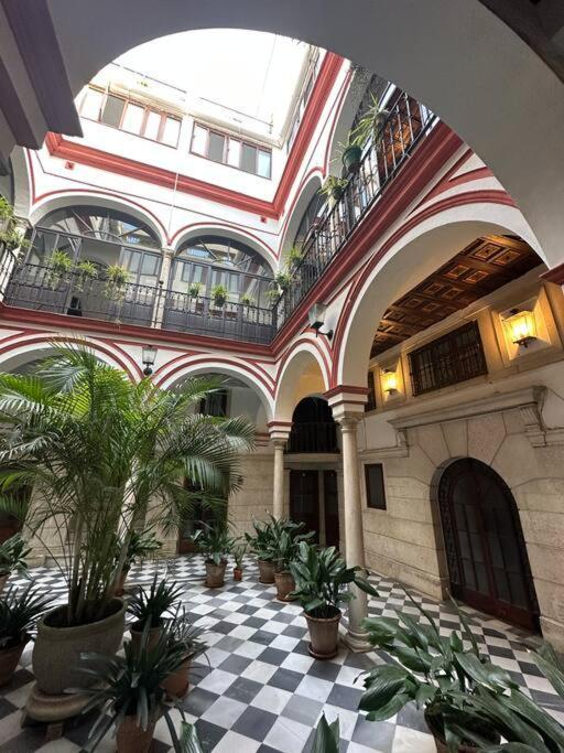Apartamento Patio Sevillano Frente Catedral Exteriér fotografie